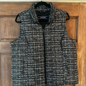 Lands' End Women's puff Vest size 14/16